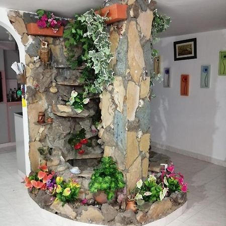 Hostal Dante سان جيل المظهر الخارجي الصورة