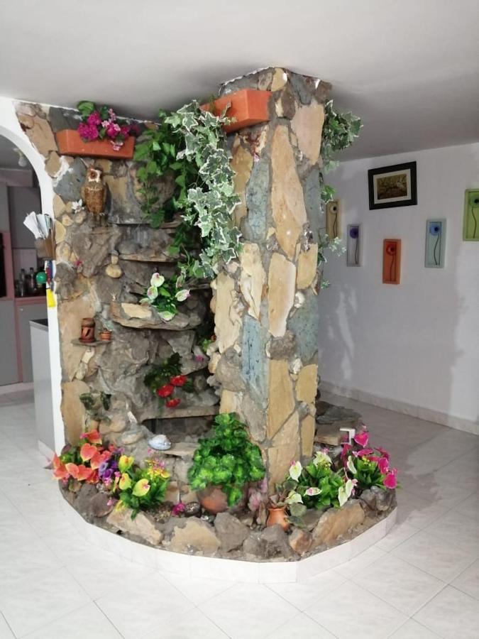 Hostal Dante سان جيل المظهر الخارجي الصورة